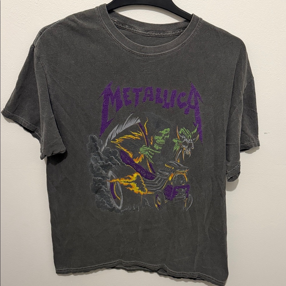 Metallica shirt